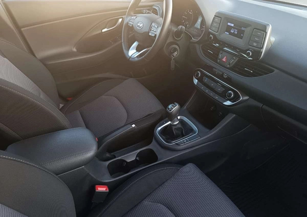 Hyundai I30 cena 72900 przebieg: 14725, rok produkcji 2022 z Swarzędz małe 211